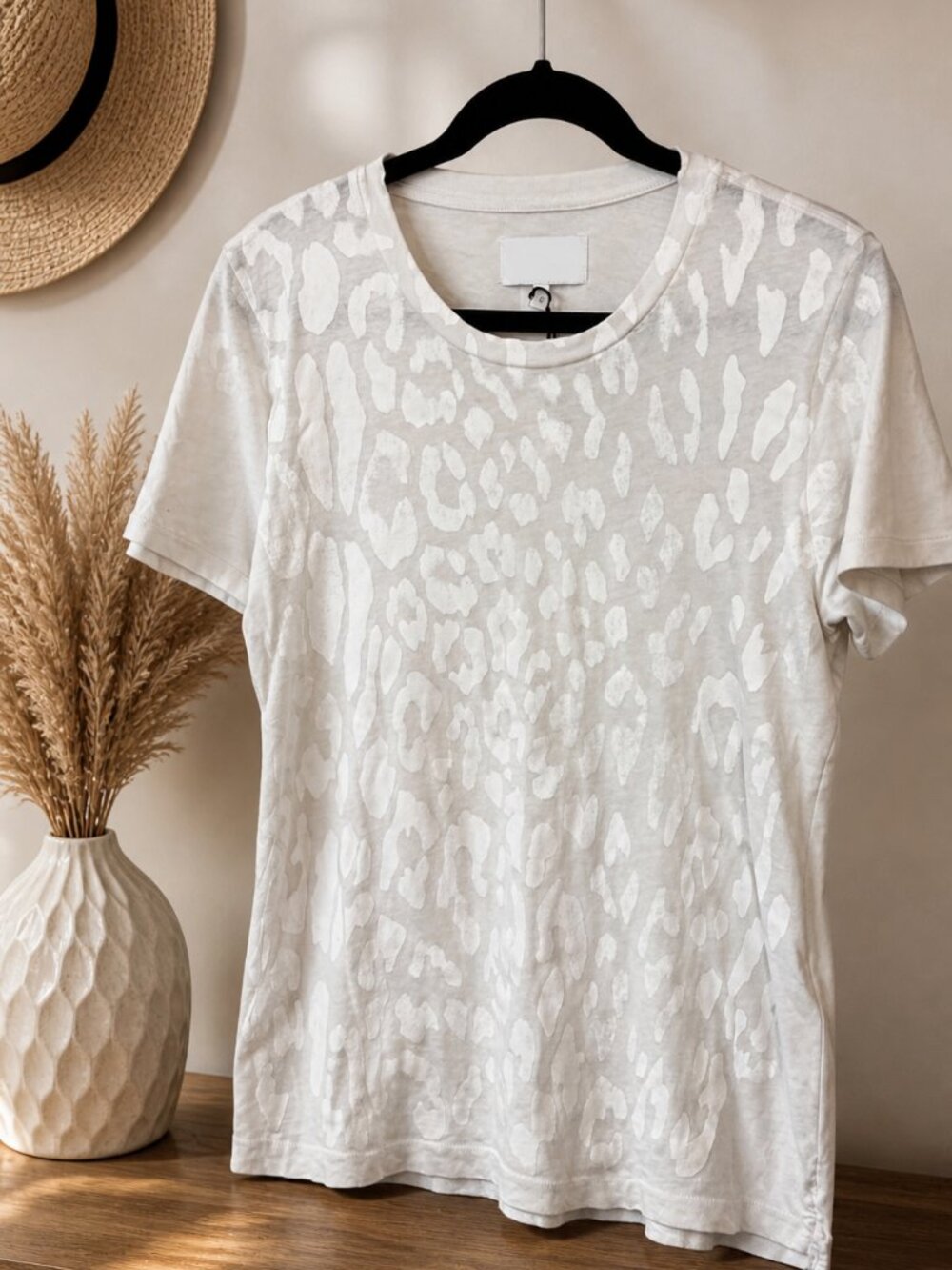 NWT Current/Elliott Women’s White Graphic Leopard The Crew Tee, Size 0